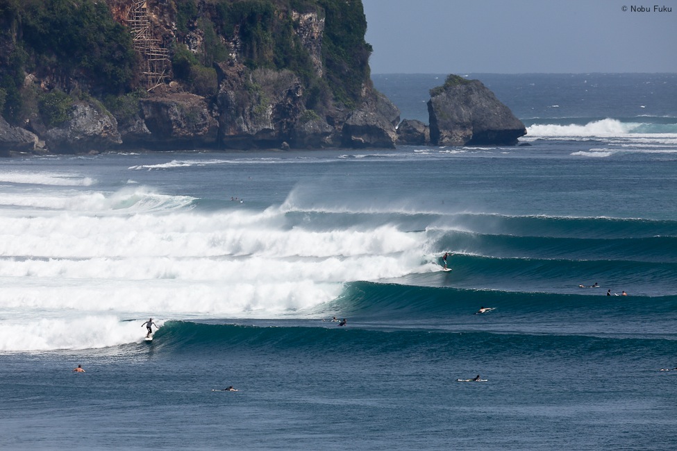 Wave Pool by The Earth