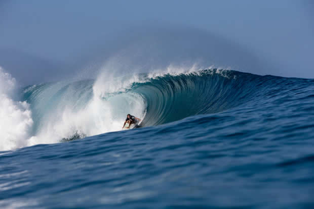 カイマナ・ヘンリー　Photo Credit: WSL/Freesurf/Heff