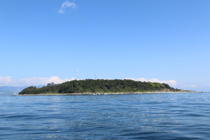 海も島もきれいな初島