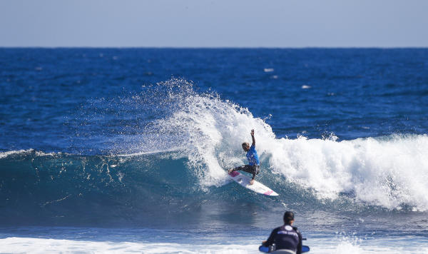 カリッサ・ムーアを抑えたクォーターファイナルのサリー。WSL/Ed Sloane