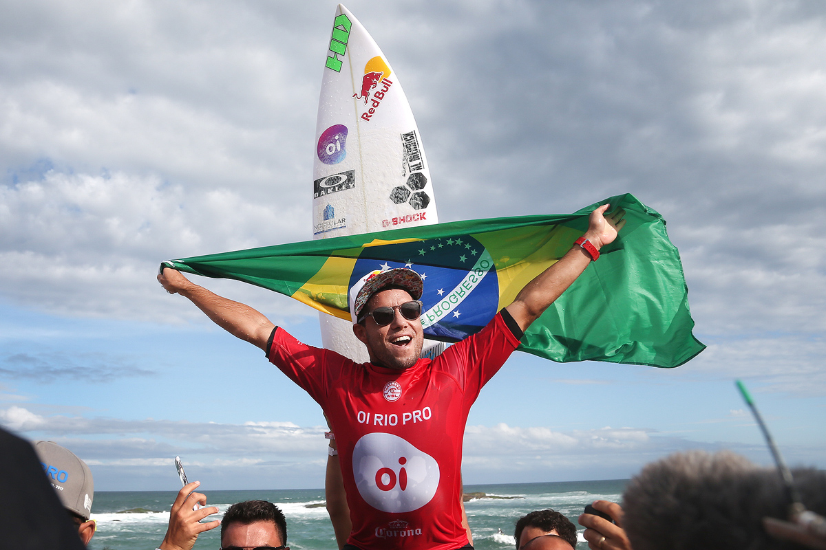 アドリアーノ・デ・スーザPhoto by WSL / Smorigo