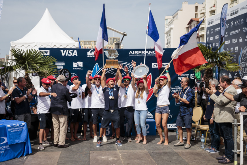 開催国であるフランスは素晴らしい演技で総合の金メダルを獲得。(ISA_Ben_Reed)