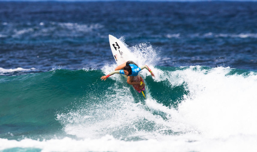 ラウンド1の松田詩野プロ. WSL / MATT DUNBAR