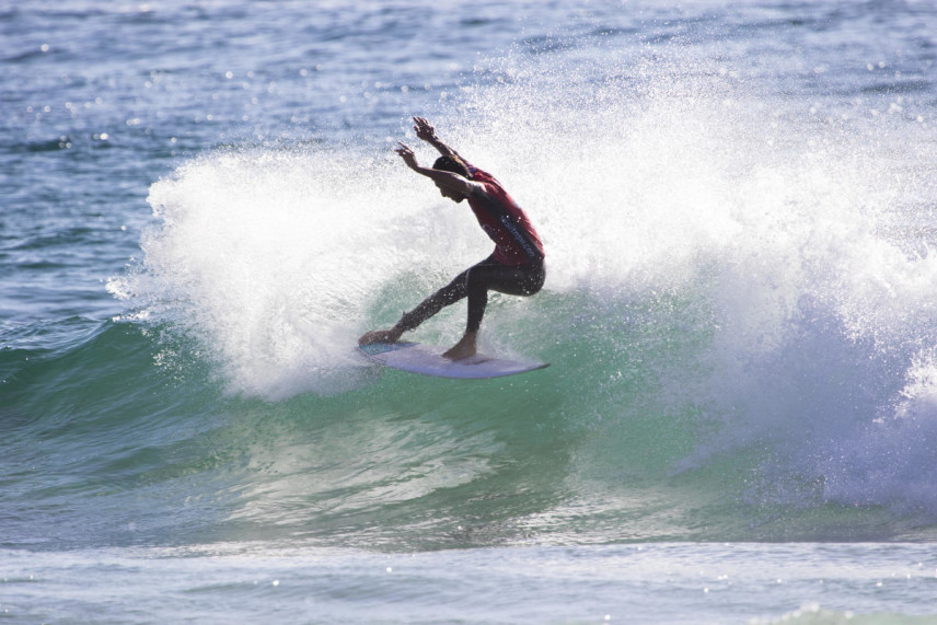 ラウンド5でのハーレイ・ロス/WSL / ETHAN SMITH