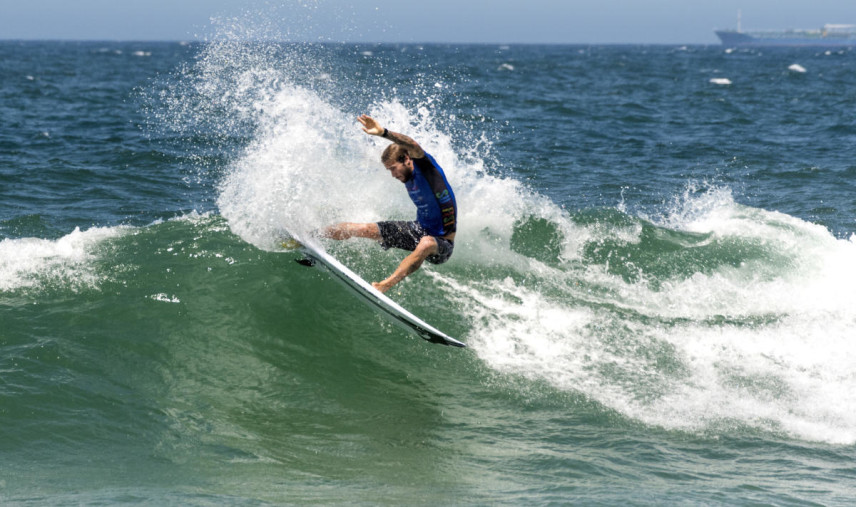 ラウンド5でのマイキー・ライト/ WSL / TOM BENNETT