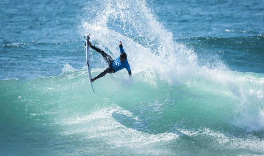 ますますパフォーマンスが向上しているカノア五十嵐/WSL / Damien Poullenot