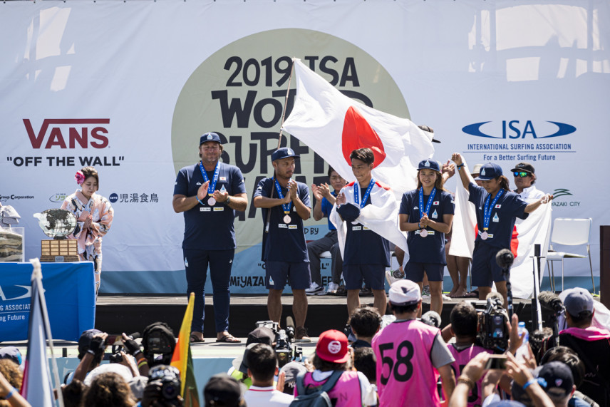 JPN_Aloha_Cup_Copper_Closing_Ceremony_Ben_Reed-1
