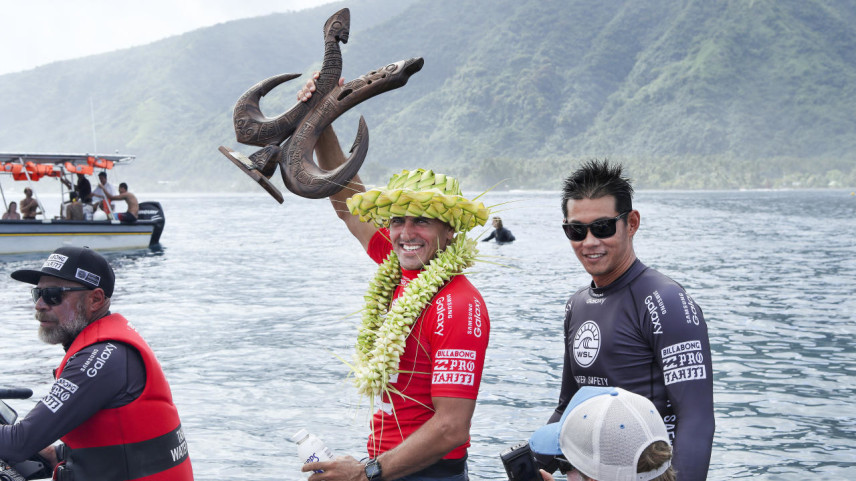 2016年のチョープーで優勝した時のケリー・スレーター/ WSL / Kelly Cestari