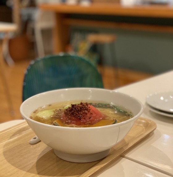 太陽のトマトラーメン