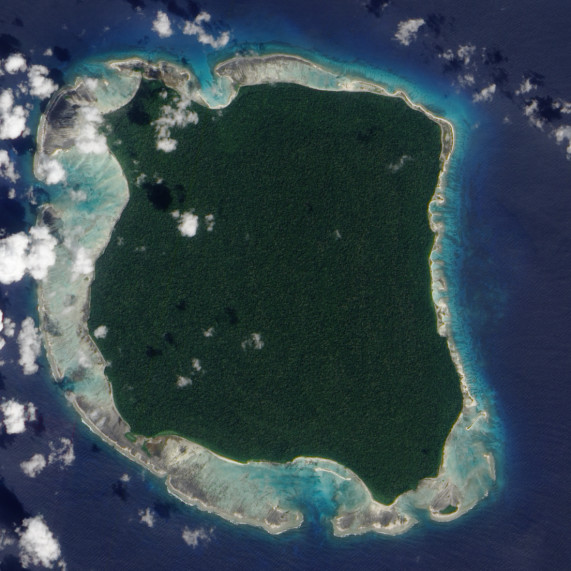 北センチネル島の航空写真(NASA、2004年撮影)