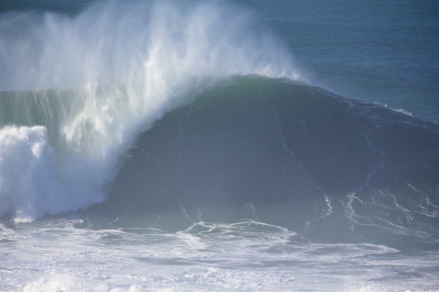 Pedro_Scooby_21Nazare_3147_Antoine.jpg_max