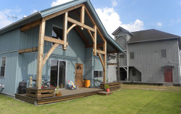 BB-HOUSE-FAM