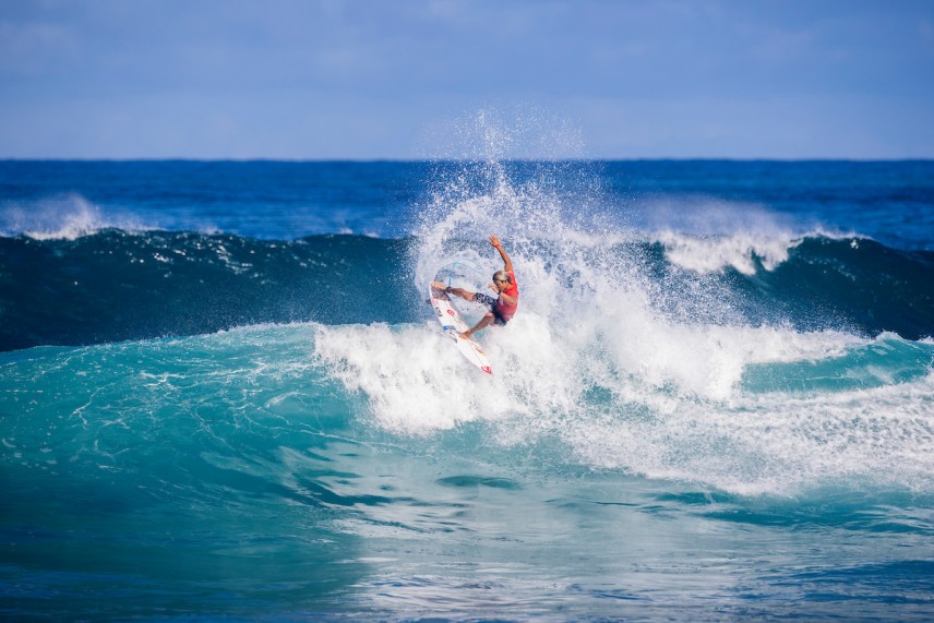 Haleiwa Challenger at Home in The Hawaiian Islands