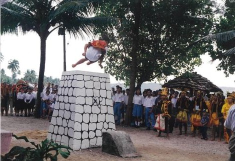 NIAS OPEN STONE JUMP