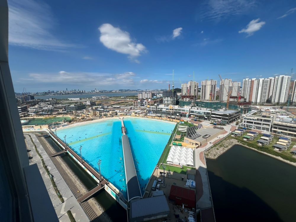 WAVE POOLの全景