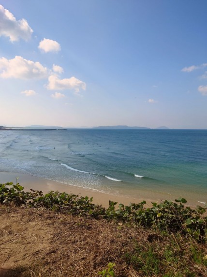 野北ポイント側から芥屋方面の美しい海を望む、水が本当に透き通っています