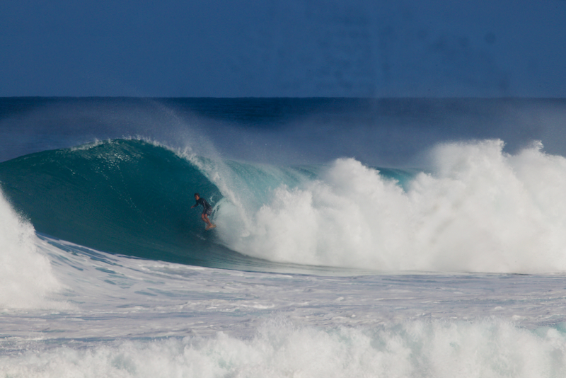Brian_Bielmann_Waves__Honolua_Bay202405667seqn}0027