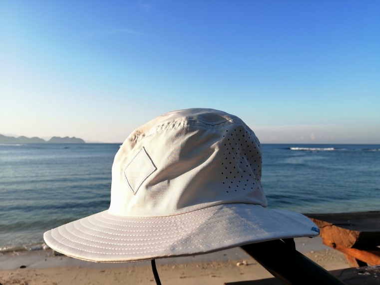 レーザーカットHAT1
