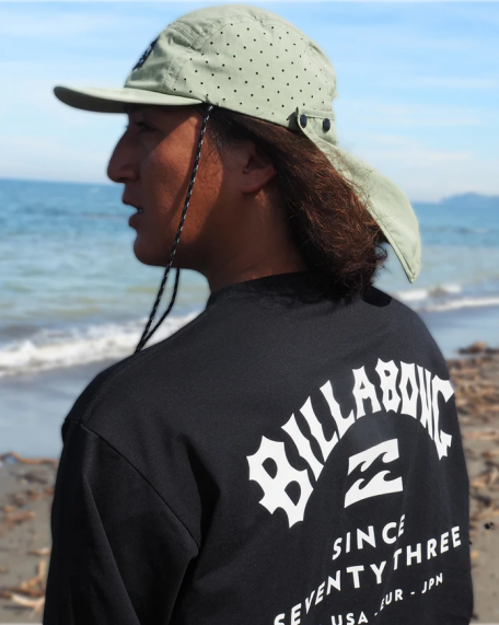 BF011858_BLK-s-50_696x869