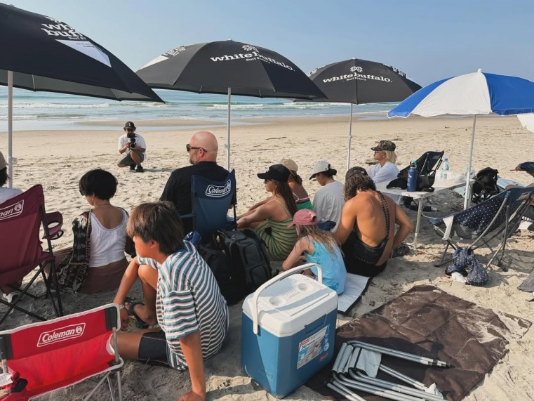 TEAM whitebffaloとして、WSL QS6000 「2025 BILLABONG TAHARA PRO」に挑みました。今回は、サーフィン界のトップコーチ・Jake Paterson (3)