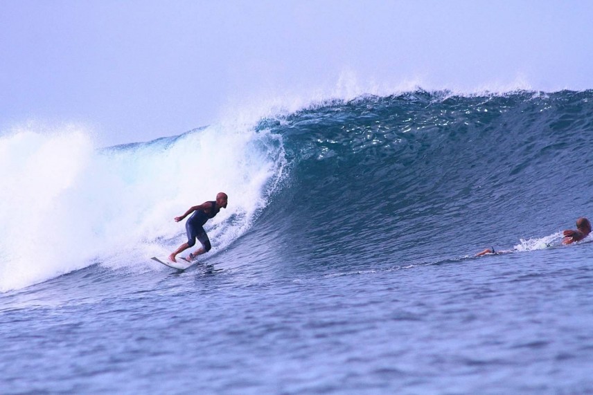 広田さんの安定したボトムターン