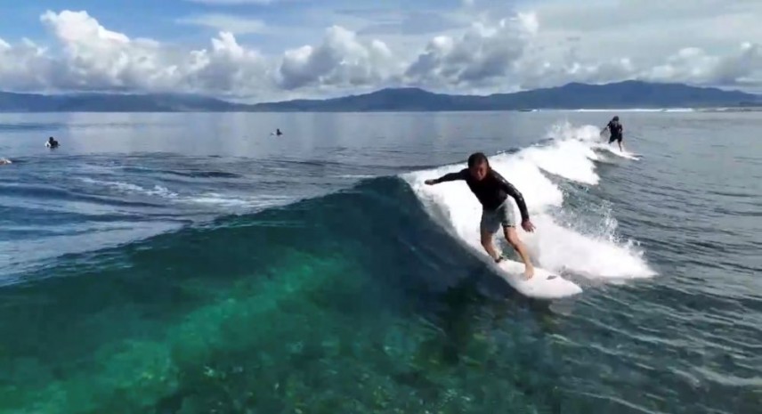 ボトムまで透き通るレイキーライト。水が綺麗だとさらにテンションがあがります。 (photo by gecko)