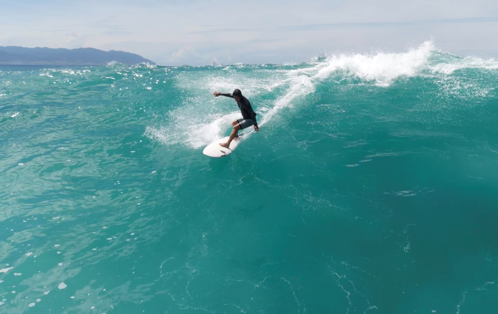大きなキャンパスとなったマチポイントのダブルサイズの波