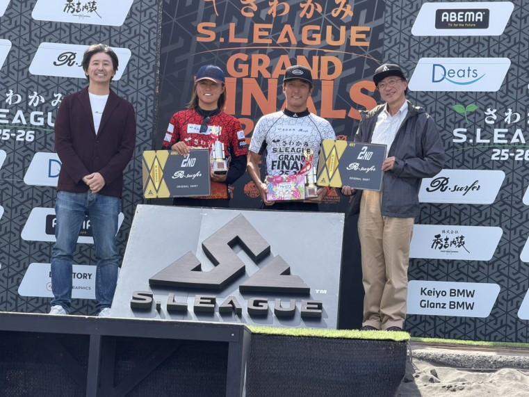 <ショートボード2位＞ 安室　丈 川瀬　心那 