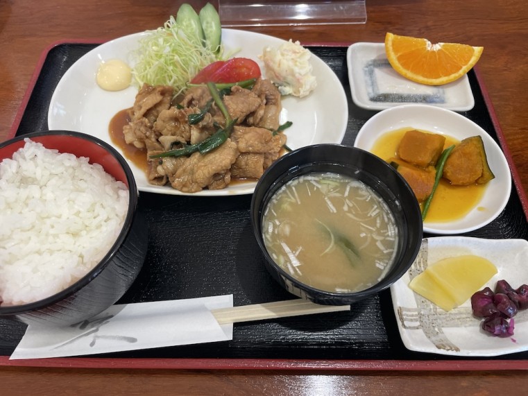 しょうが焼き定食