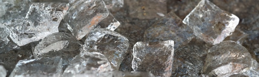 ice-cubes-1194502_1920-856x257